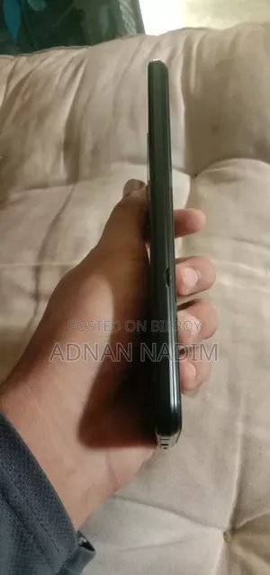 Vivo Y21t 128 GB Blue