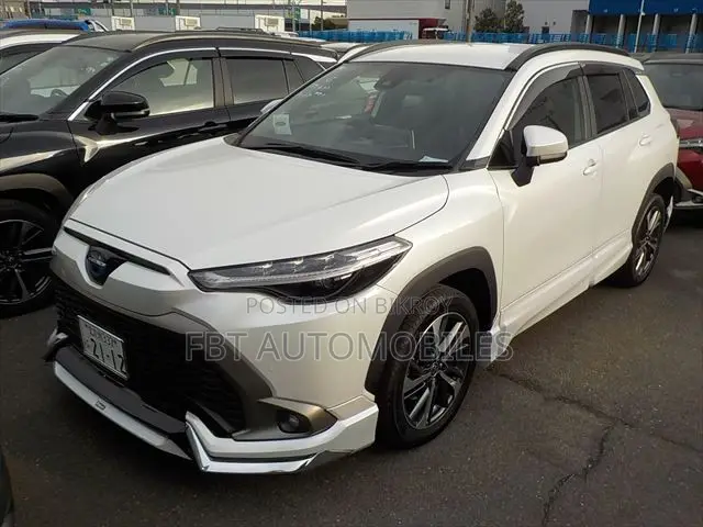 Toyota Corolla Cross 2023 Pearl