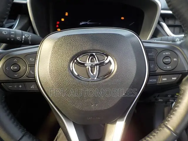 Toyota Corolla Cross 2023 Pearl