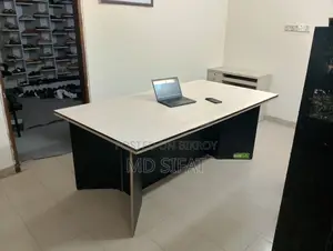 Executive Meeting Table for sale. The table is suitable for 10 people.