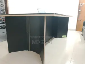Executive Meeting Table for sale. The table is suitable for 10 people.