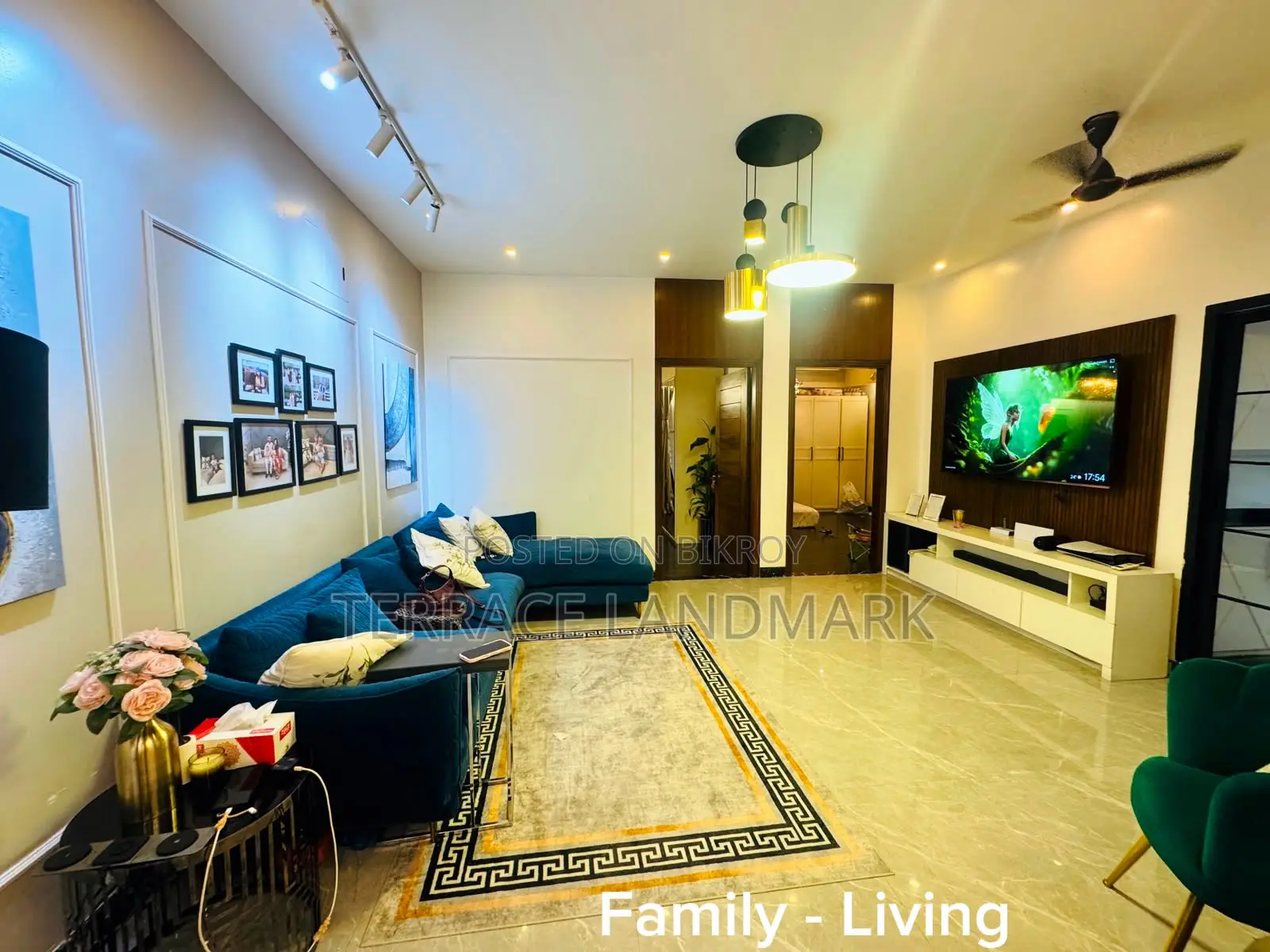 Furnished 4-bedroom Apartment in Uttara for sale
