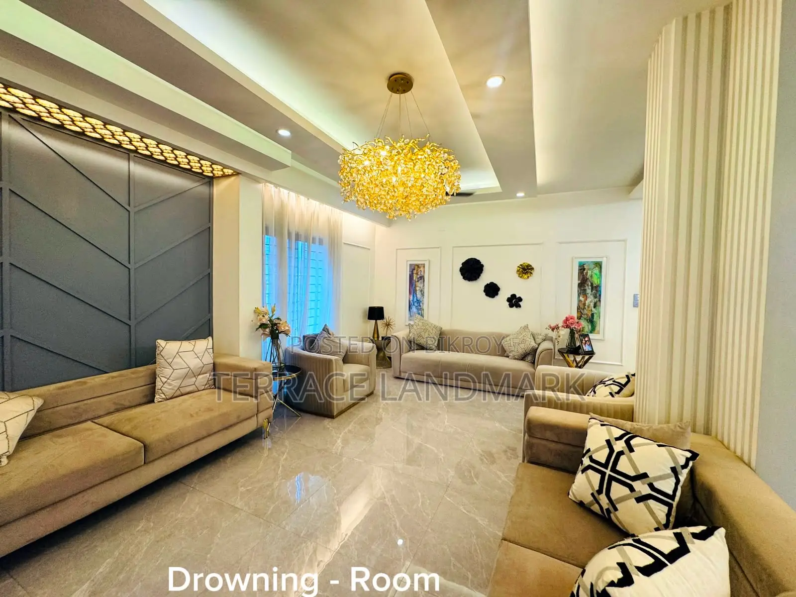 Furnished 4-bedroom Apartment in Uttara for sale