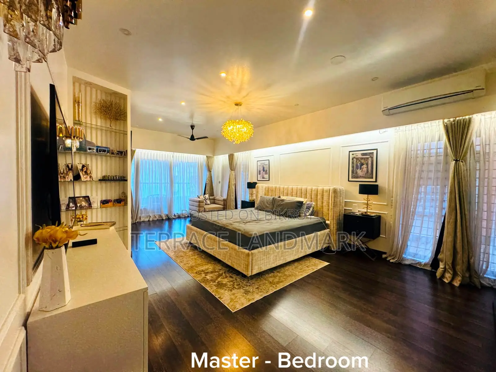 Furnished 4-bedroom Apartment in Uttara for sale