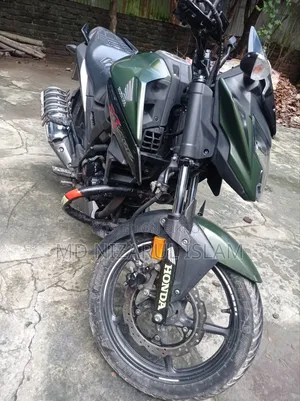 Honda X-Blade 160 2021