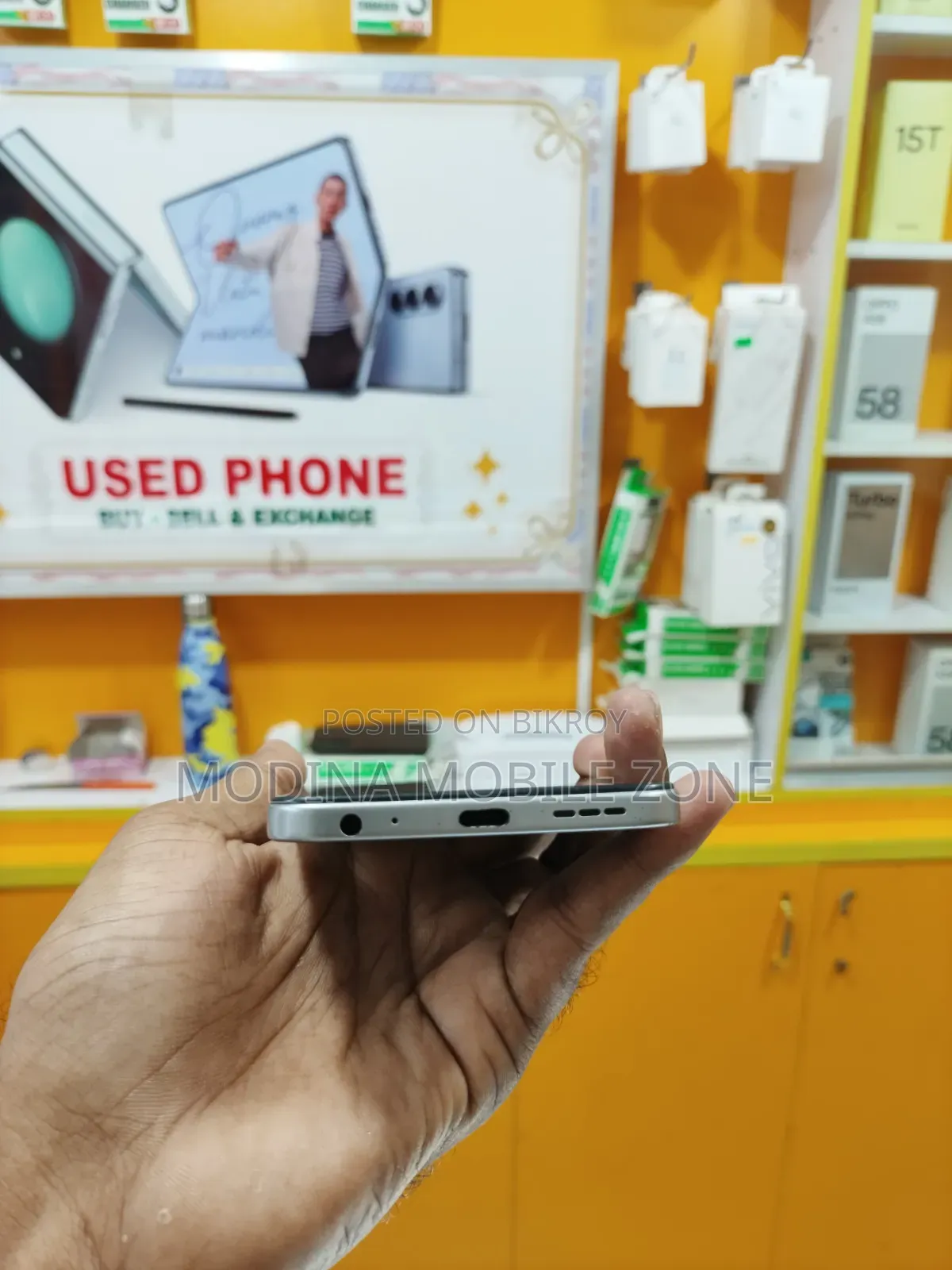 Tecno Spark 40 128 GB Silver