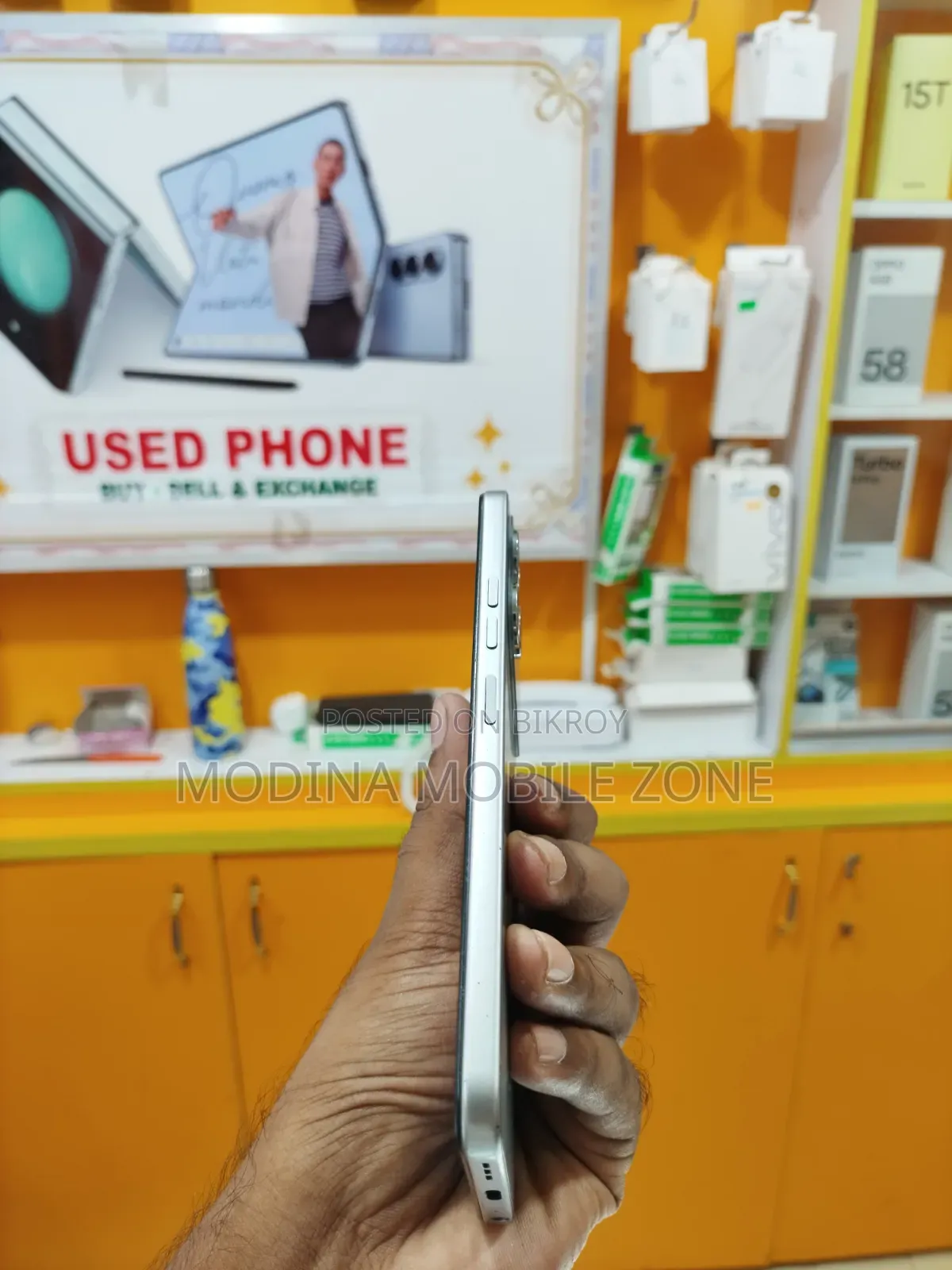 Tecno Spark 40 128 GB Silver