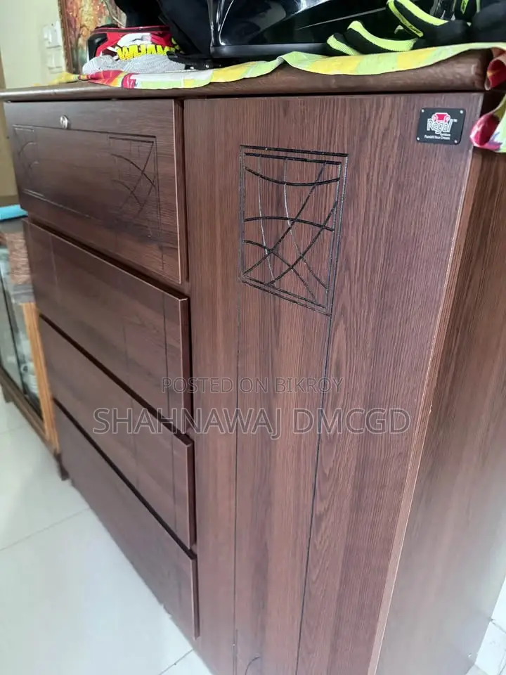 Regal Wardrobe 48"37"