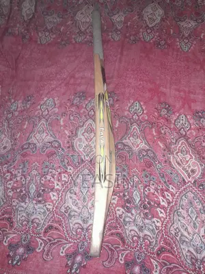 ক্রিকেট ব্যাট