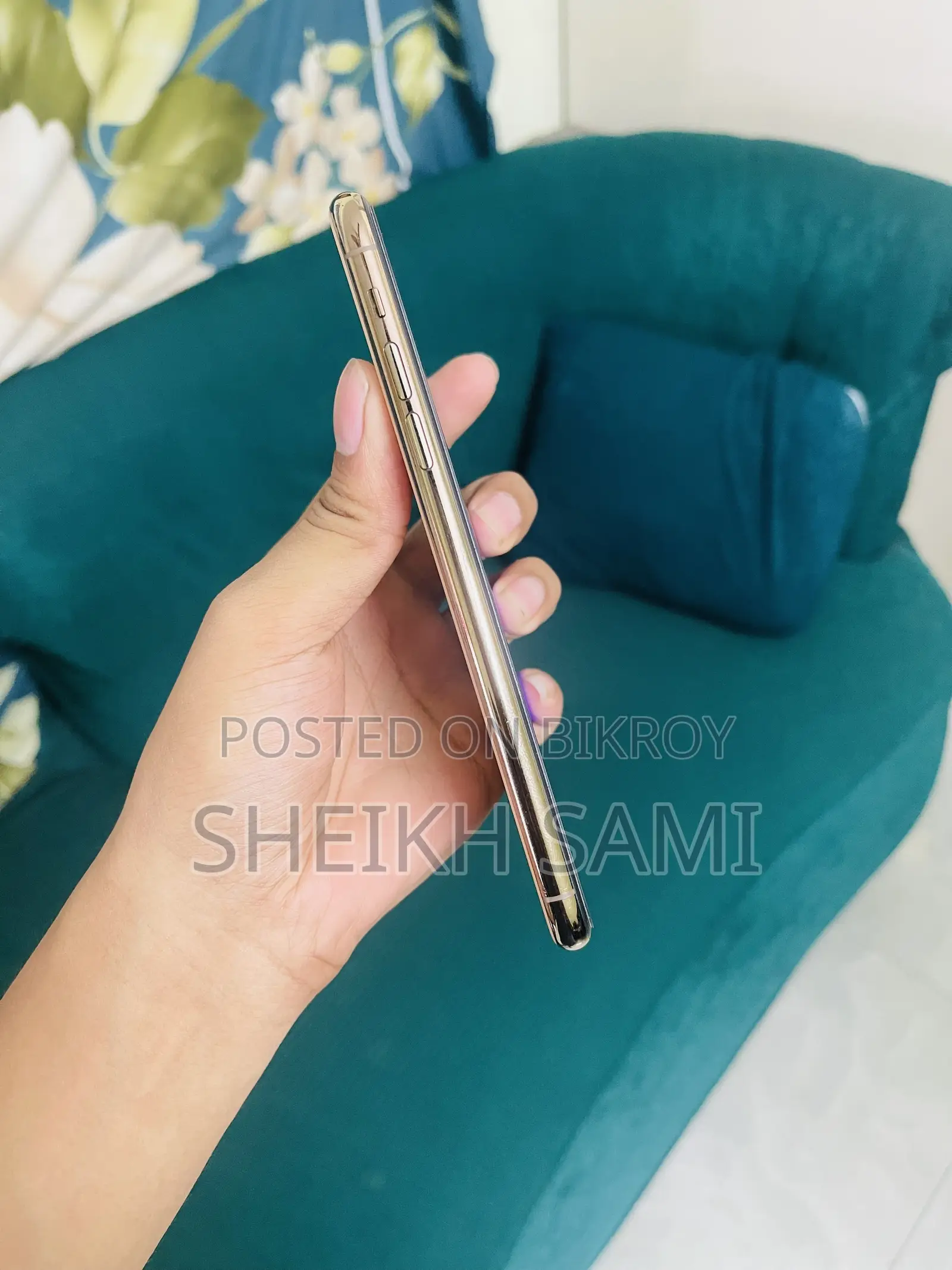 অ্যাপল আইফোন ১১ প্রো ম্যাক্স ৬৪ জিবি গোল্ড