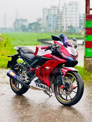 Yamaha R15 V3 2018 Red