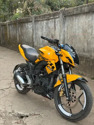 New Suzuki Gixxer 2025 Yellow