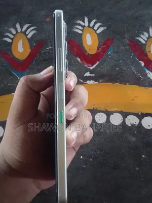 Infinix Hot 60i 128 GB Silver