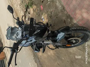 Hero Xtreme 125R 2025 Black