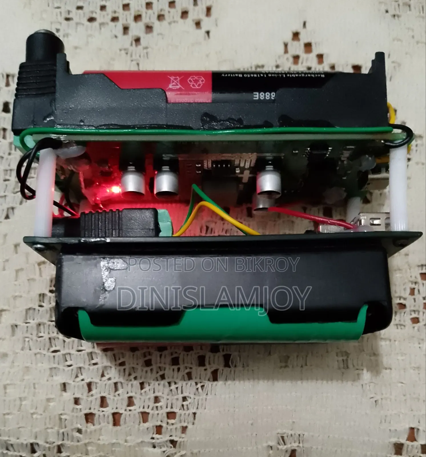 ১২-ভোল্ট ১৫-ওয়াট মিনি ইউপিএস