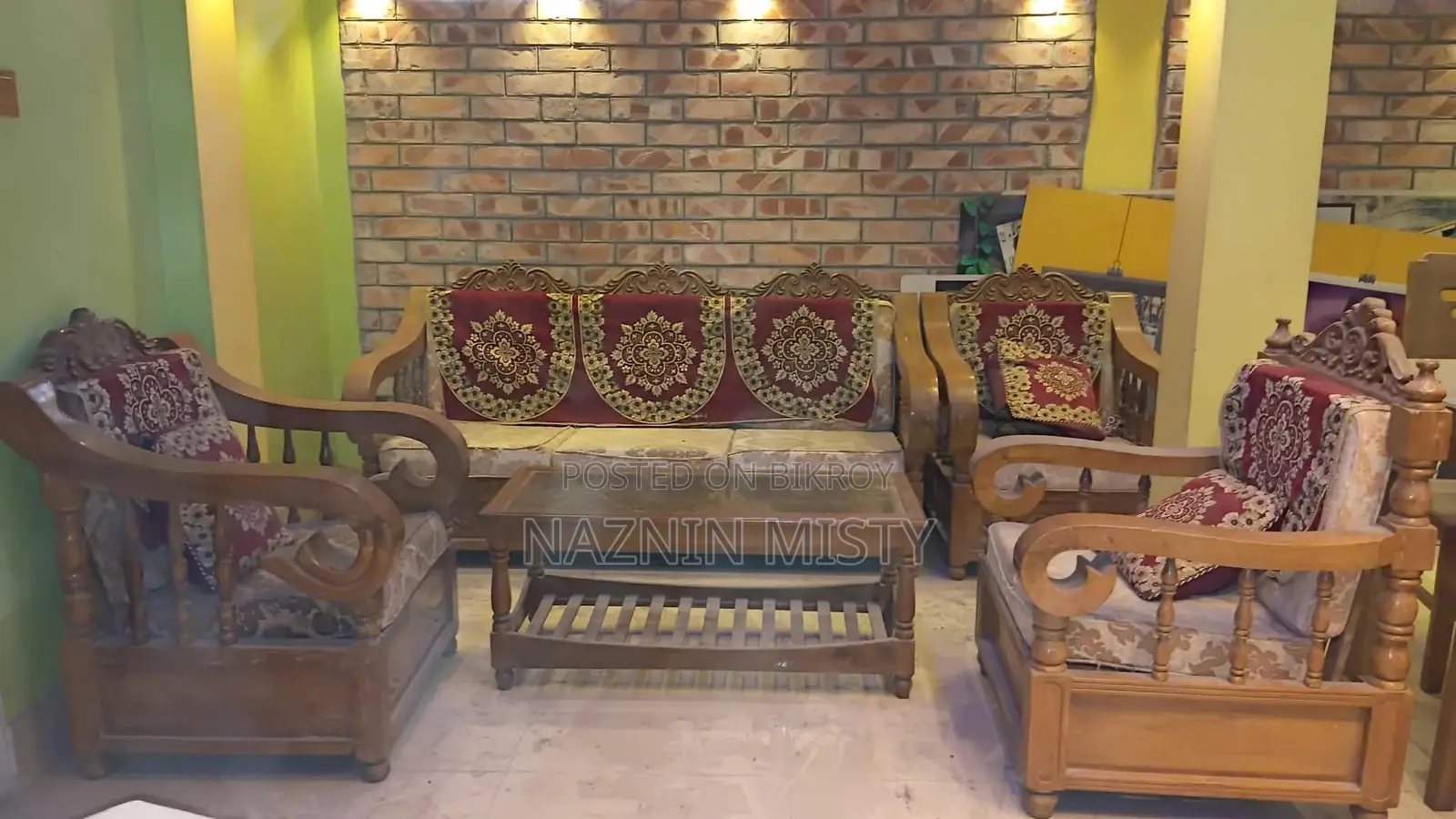 ২ ধরনের সোফা সেট দুইটার দাম একসাথে বলে দেওয়া হয়েছে