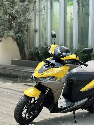 Hero 2026 Yellow