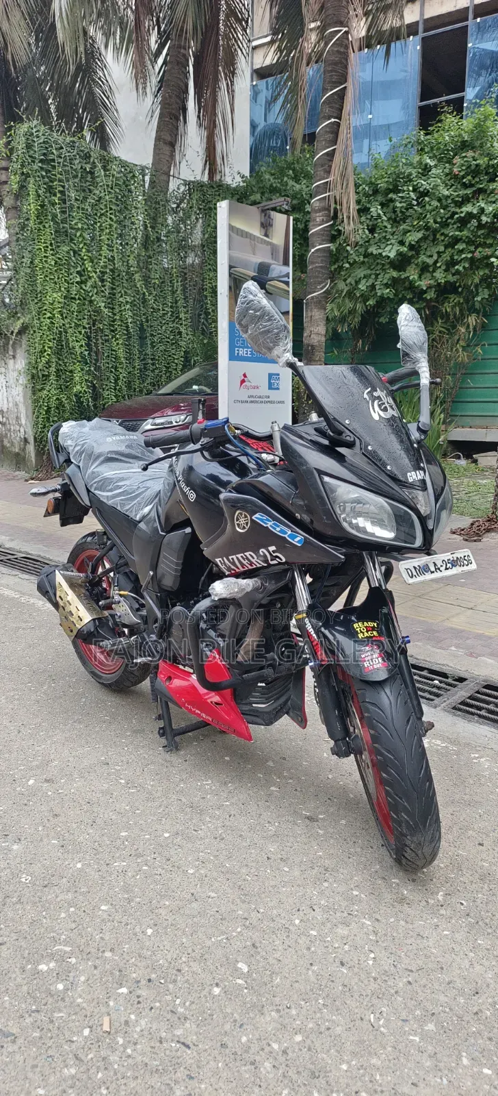 Yamaha Fazer V1 2014 Black