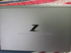 New Laptop HP ZBook Firefly 15 G7 16GB Intel Core I7 SSD 512GB