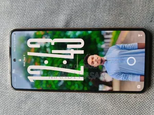 Vivo Y200e 128 GB Orange