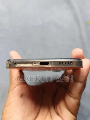 Vivo Y200e 128 GB Orange