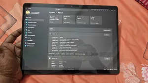 Microsoft Surface Pro 9 Laptop 16GB RAM Intel Core i7 512GB SSD