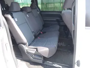 Toyota Noah 2022 Pearl