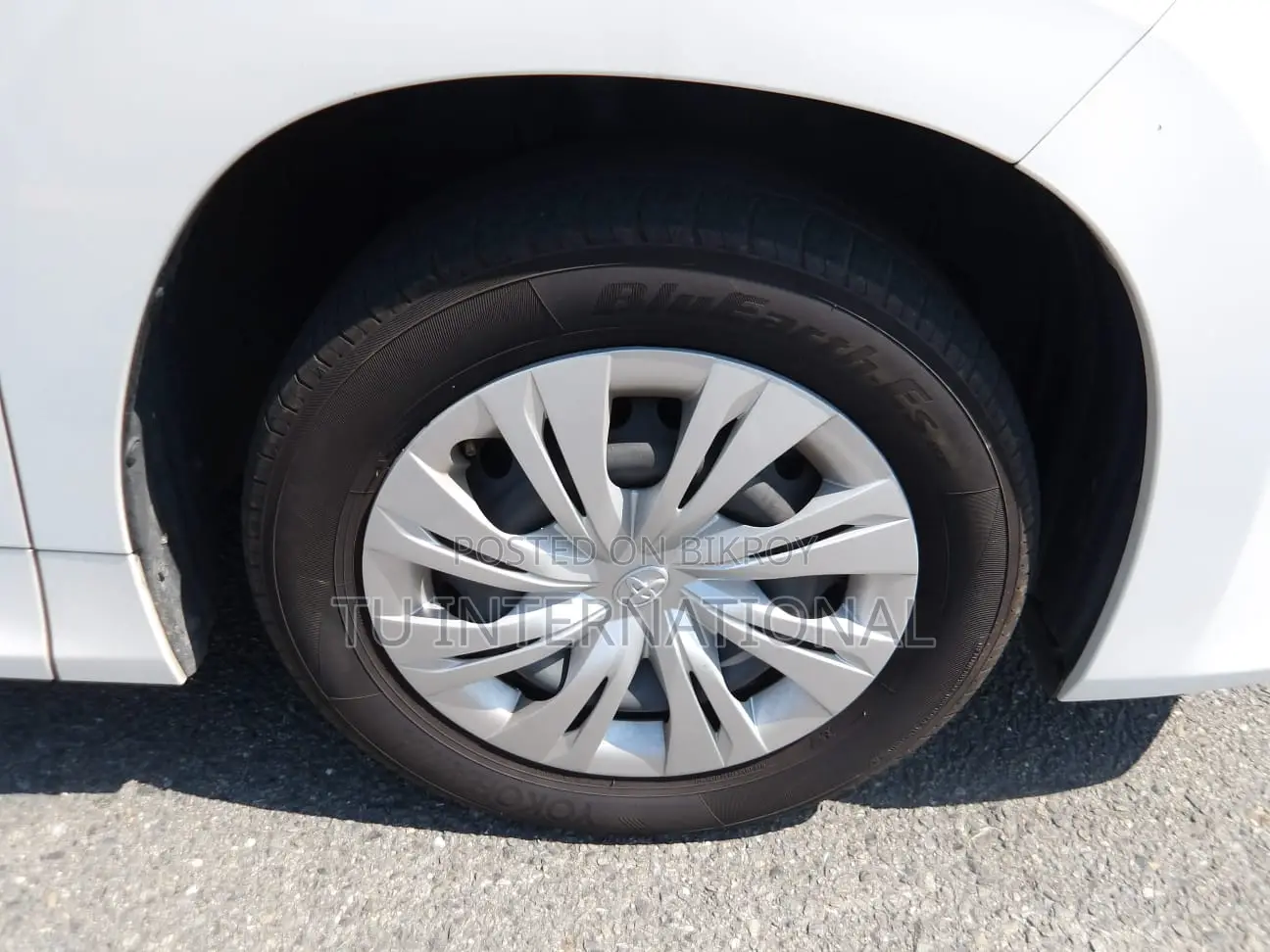 Toyota Noah 2022 Pearl