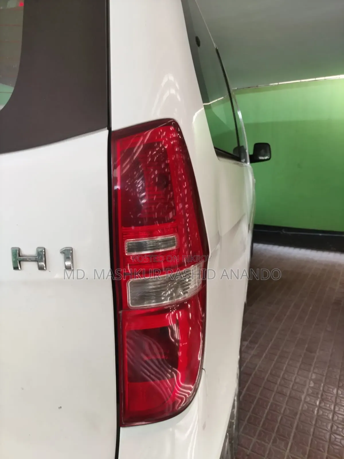 Hyundai H1 2013 White