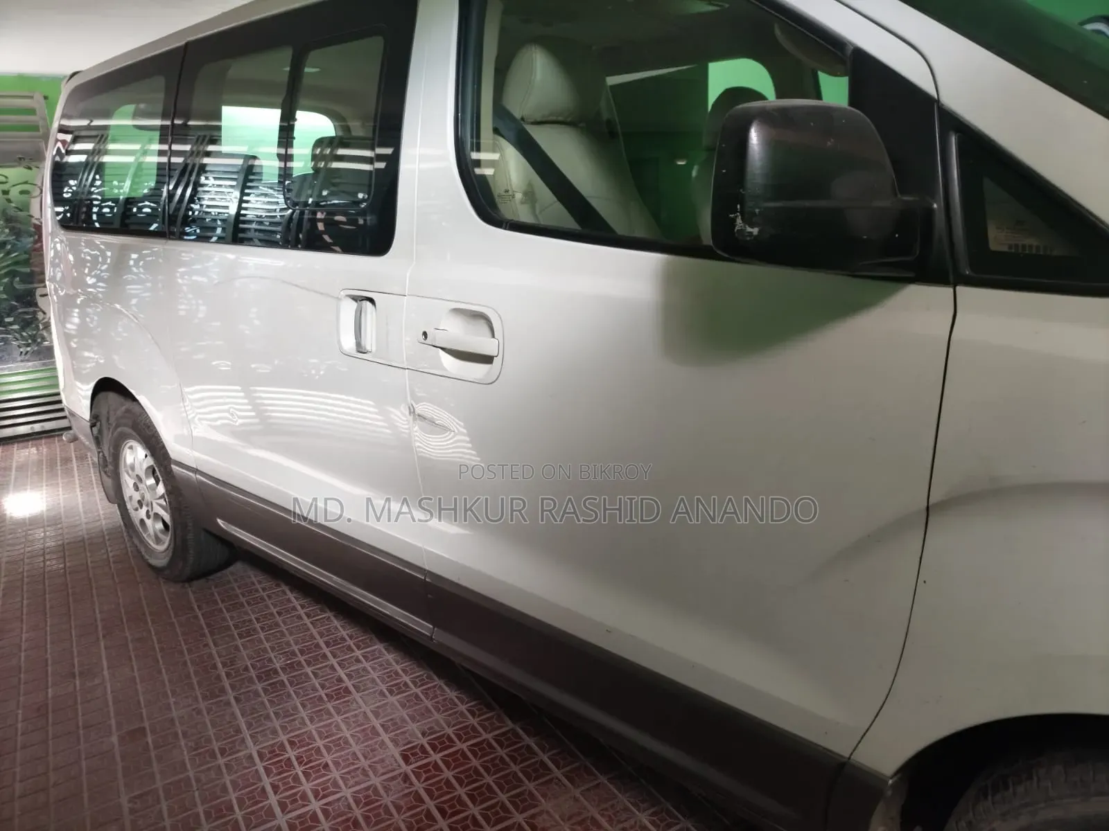 Hyundai H1 2013 White