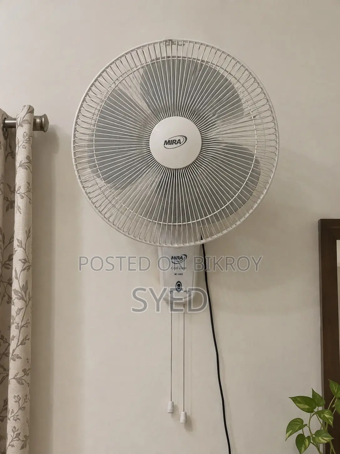 MIRA Wall-Mounted Fan