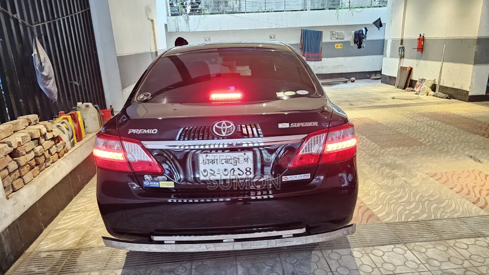 Toyota Premio 2014 Black