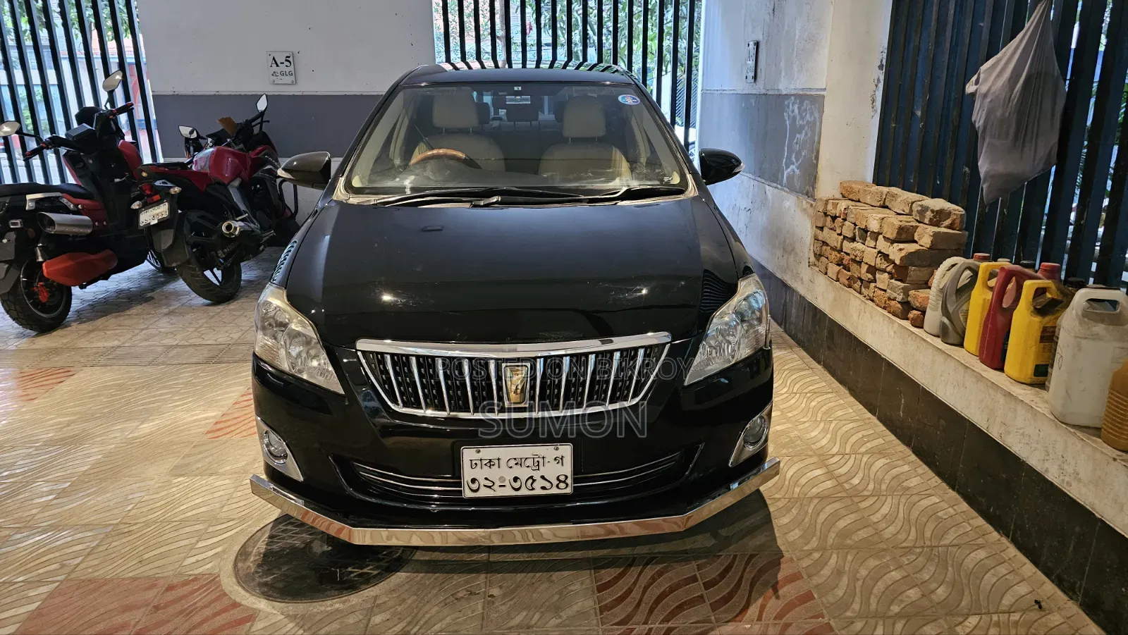 Toyota Premio 2014 Black