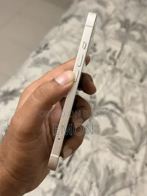 Apple iPhone 13 256 GB White