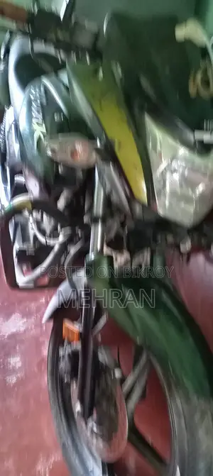 Hero Hunk 2022 Green