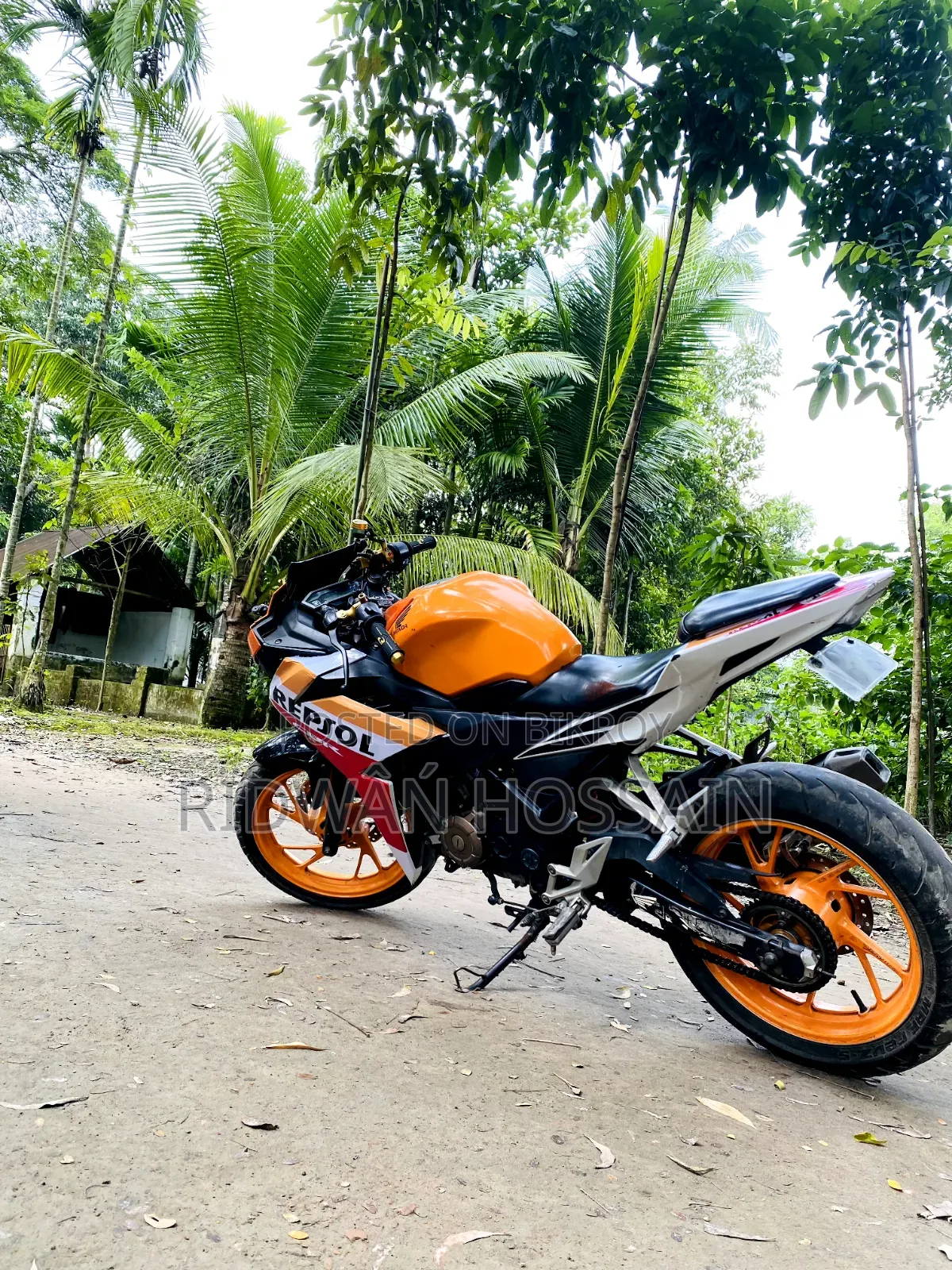 Honda CBR 2018 Yellow