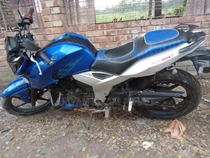 টিভিএস আপাচে ১৬০ ৪ভি ২০১৯ নীল