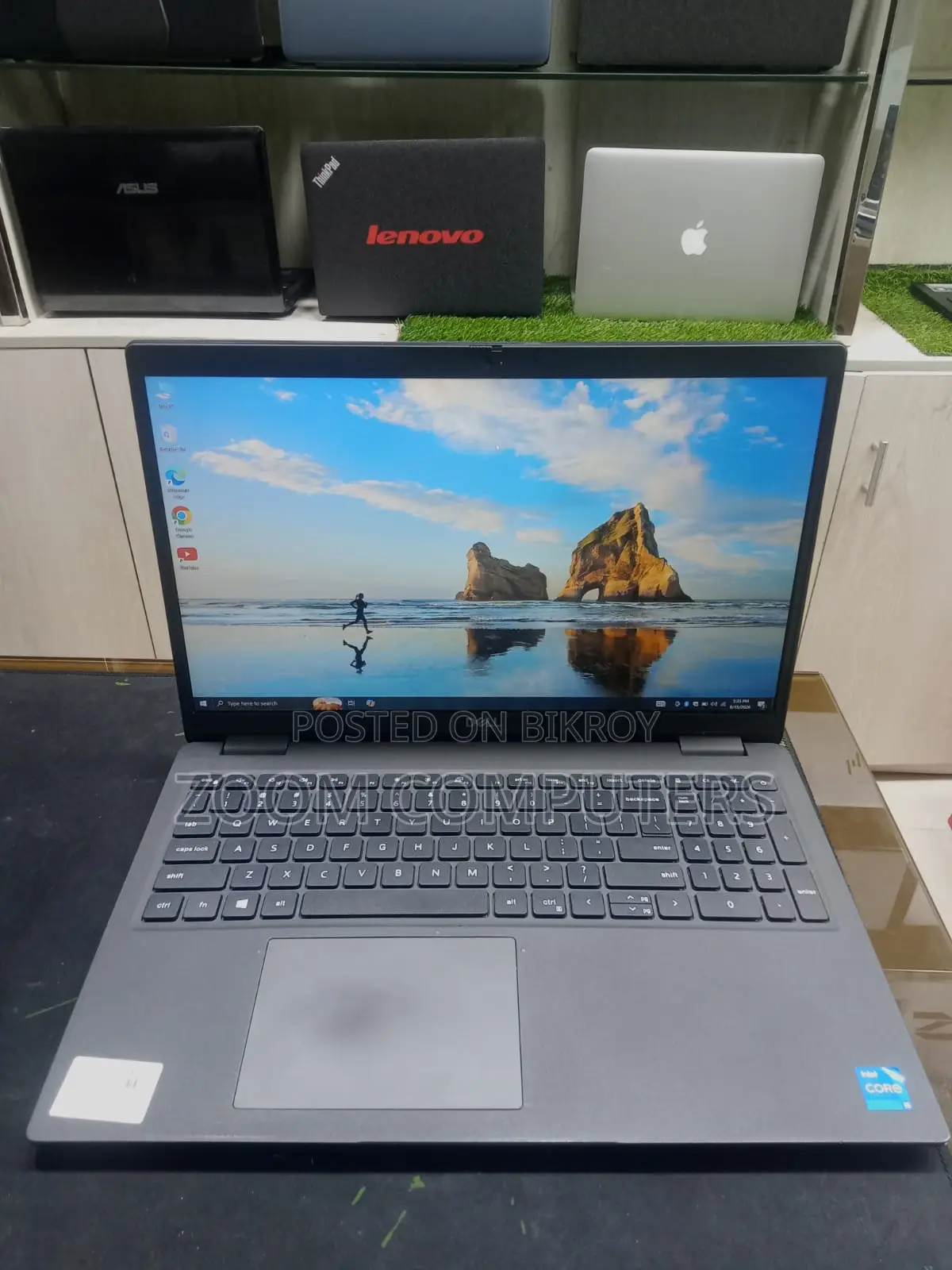 Laptop Dell Latitude 3520 8GB Intel Core i5 SSD 256GB