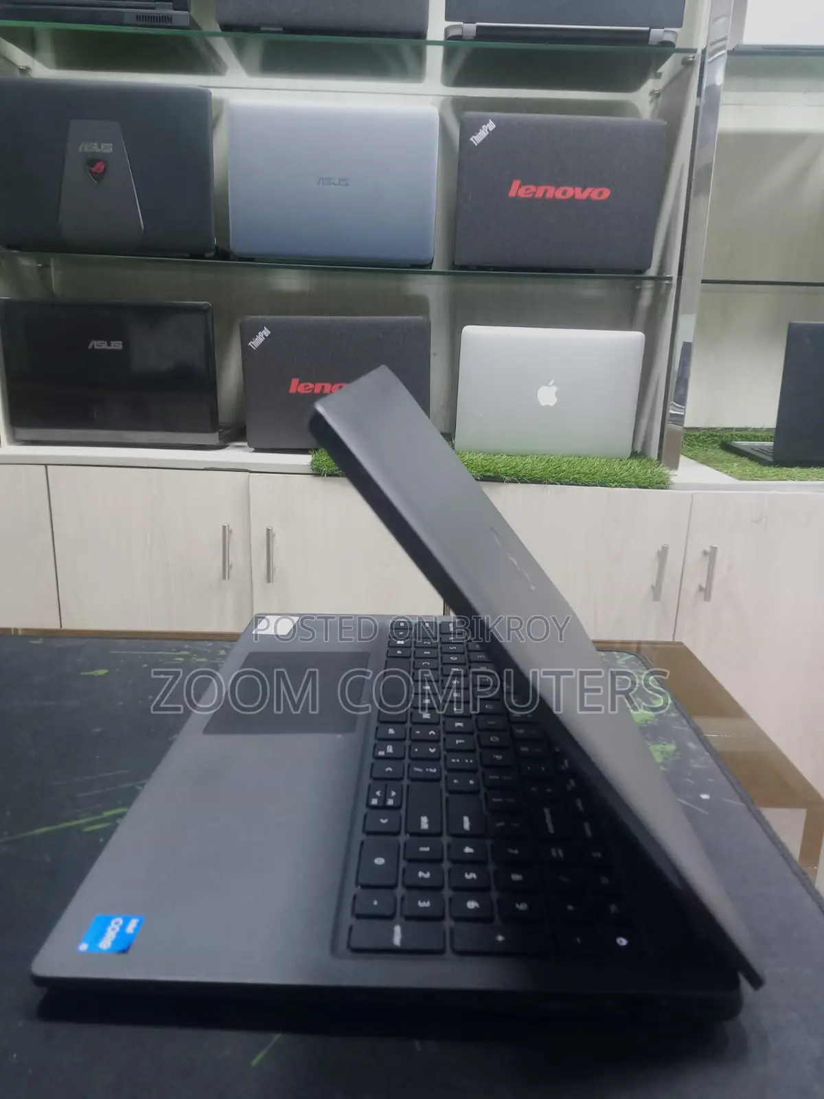 Laptop Dell Latitude 3520 8GB Intel Core i5 SSD 256GB