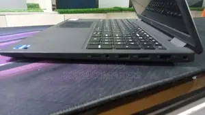 Laptop Dell Latitude 3520 8GB Intel Core i5 SSD 256GB