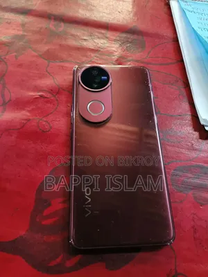 New Vivo V50 256 GB Red