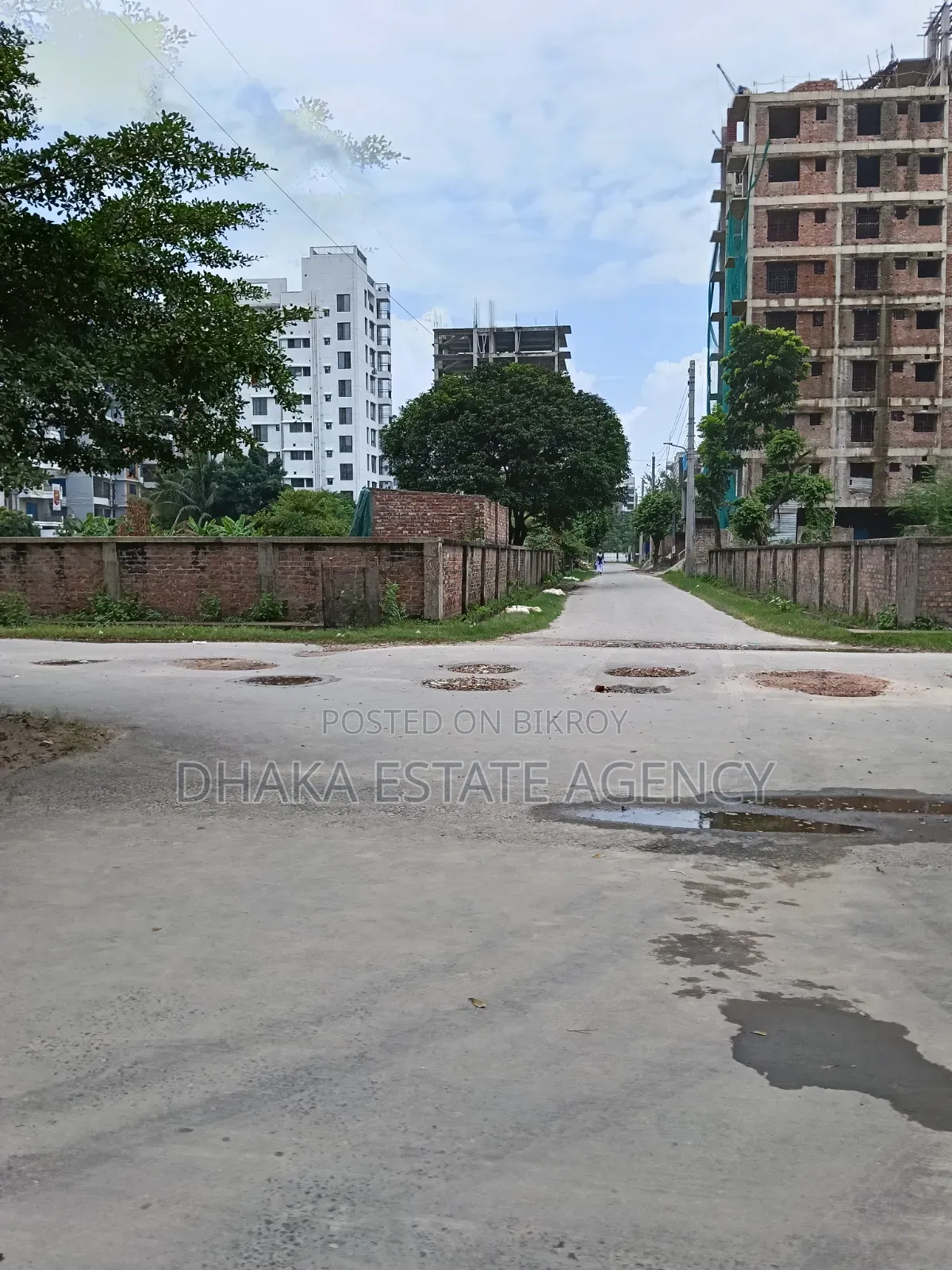 Block-K, South Facing 5 Katha Plot for Sale