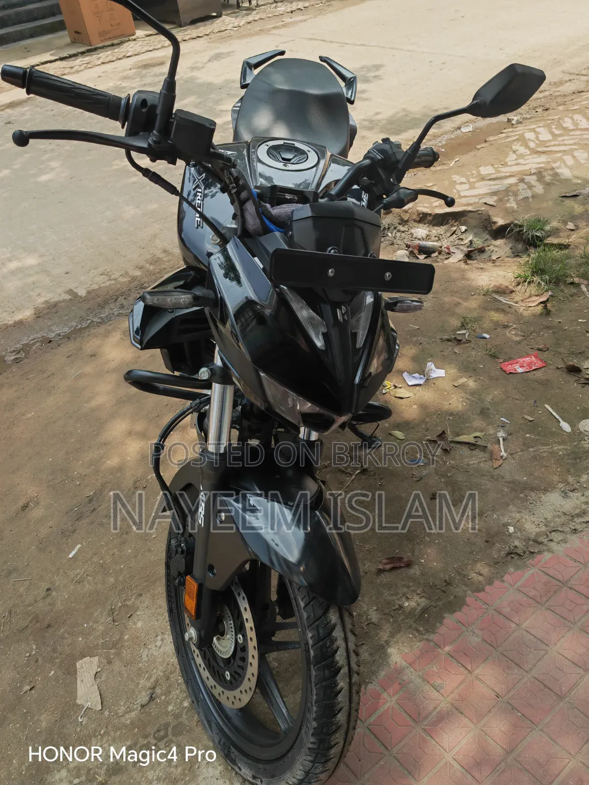 Hero Xtreme 125R 2025 Black