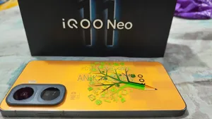iQOO Neo11 256 GB Orange