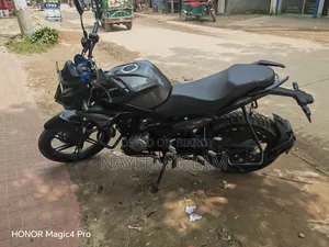 Hero Xtreme 125R 2025 Black
