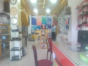 Instant shop available for rent