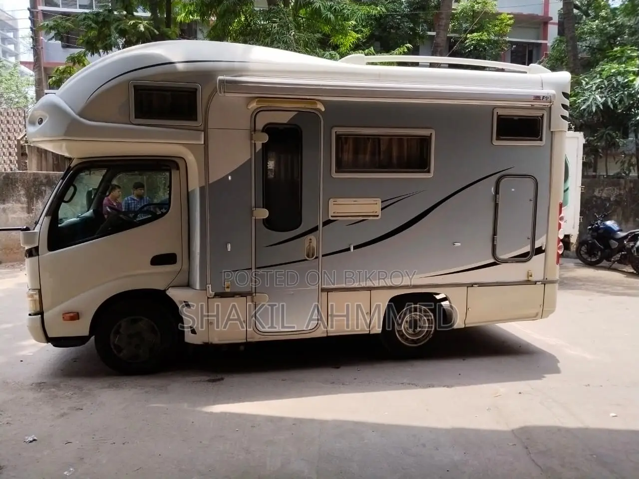 Toyota Coaster 2010 White