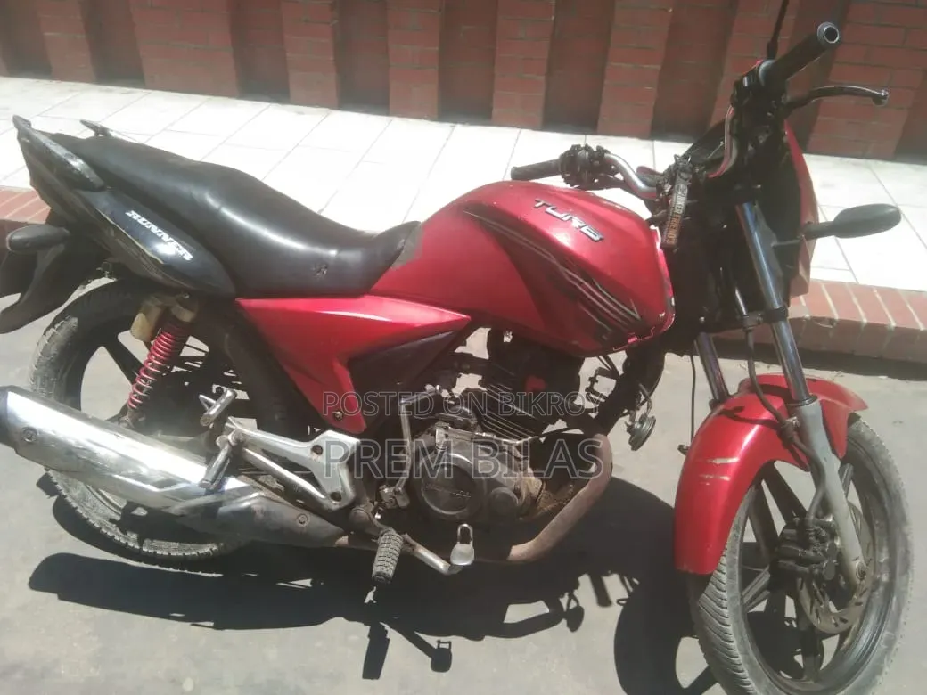 Runner Turbo 125 2018 Red