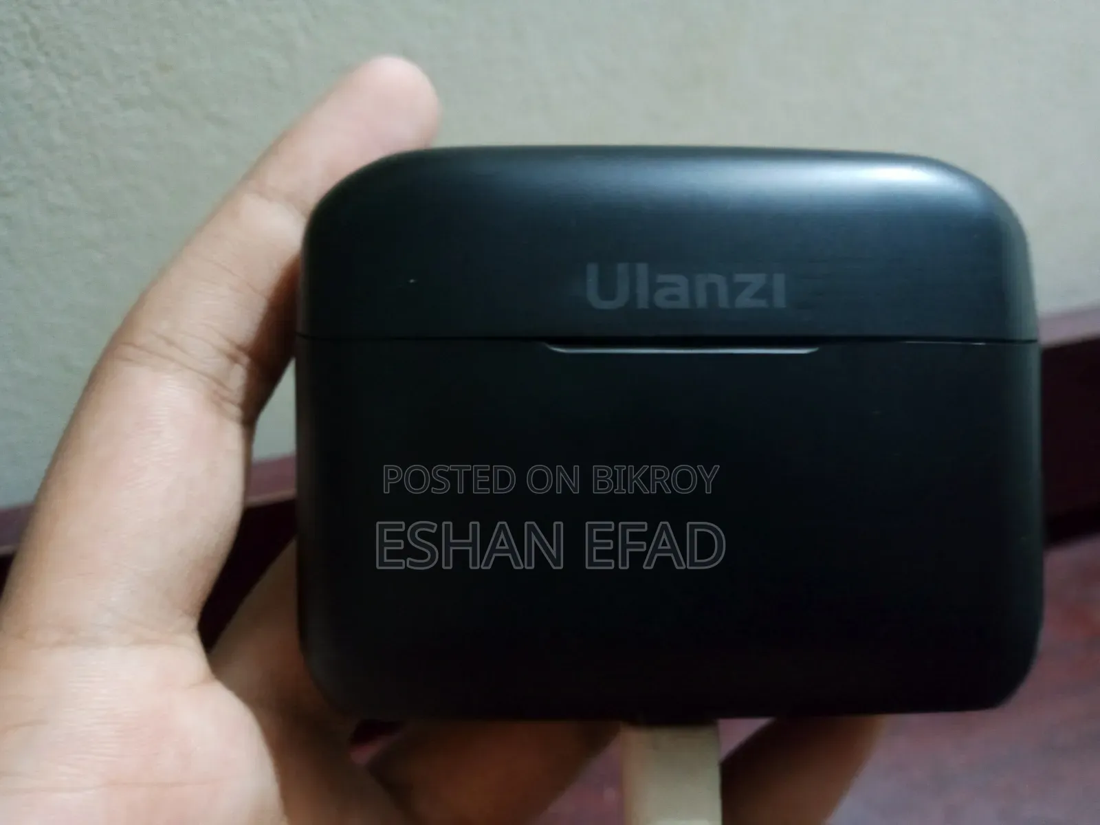 Ulanzi J12