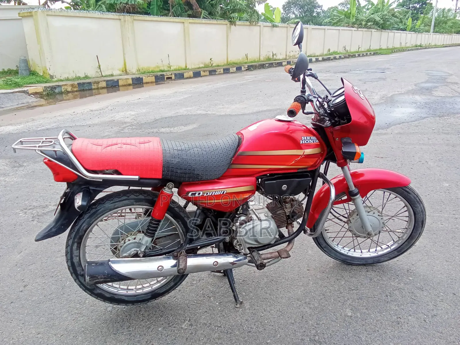 Hero Dawn 125 2012 Red